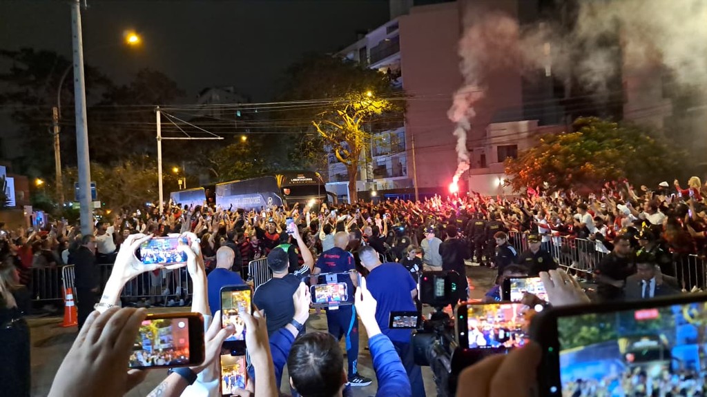 img-19ac5d9c8f7-desktop